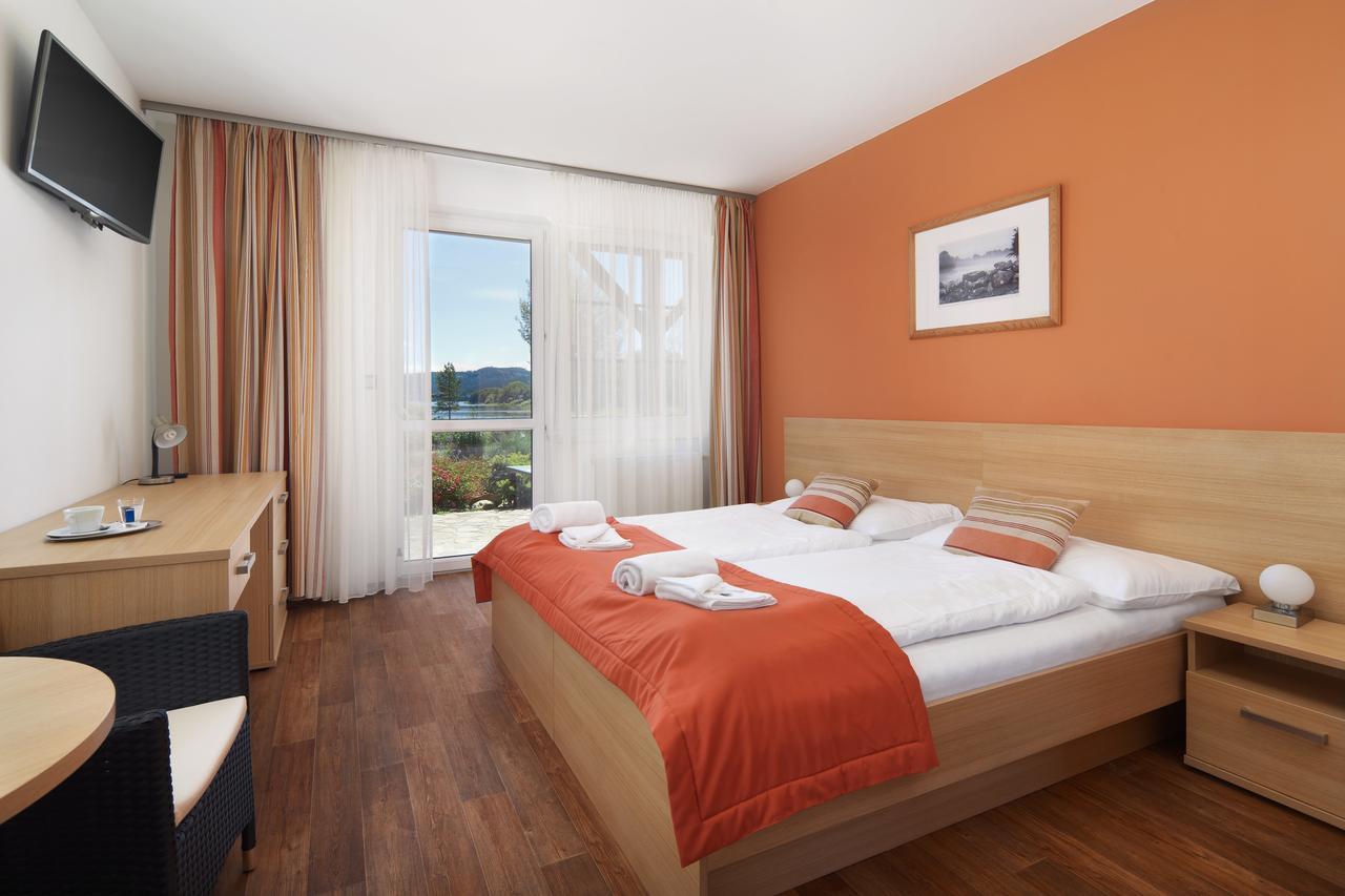 Jbx Resort Hotel Albatros Přední Výtoň 外观 照片