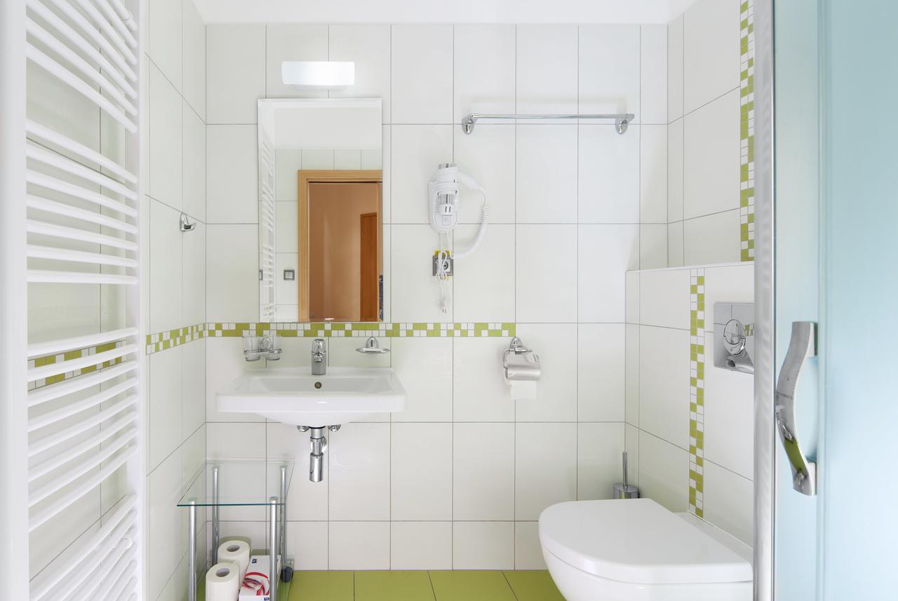Jbx Resort Hotel Albatros Přední Výtoň 外观 照片
