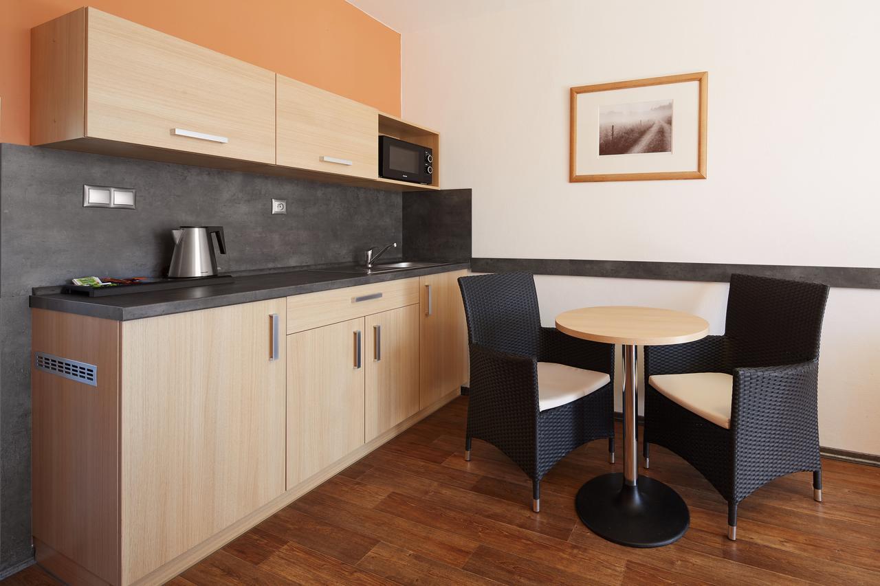 Jbx Resort Hotel Albatros Přední Výtoň 外观 照片