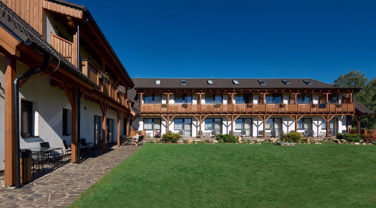 Jbx Resort Hotel Albatros Přední Výtoň 外观 照片