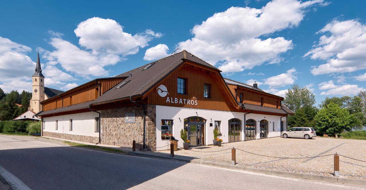 Jbx Resort Hotel Albatros Přední Výtoň 外观 照片